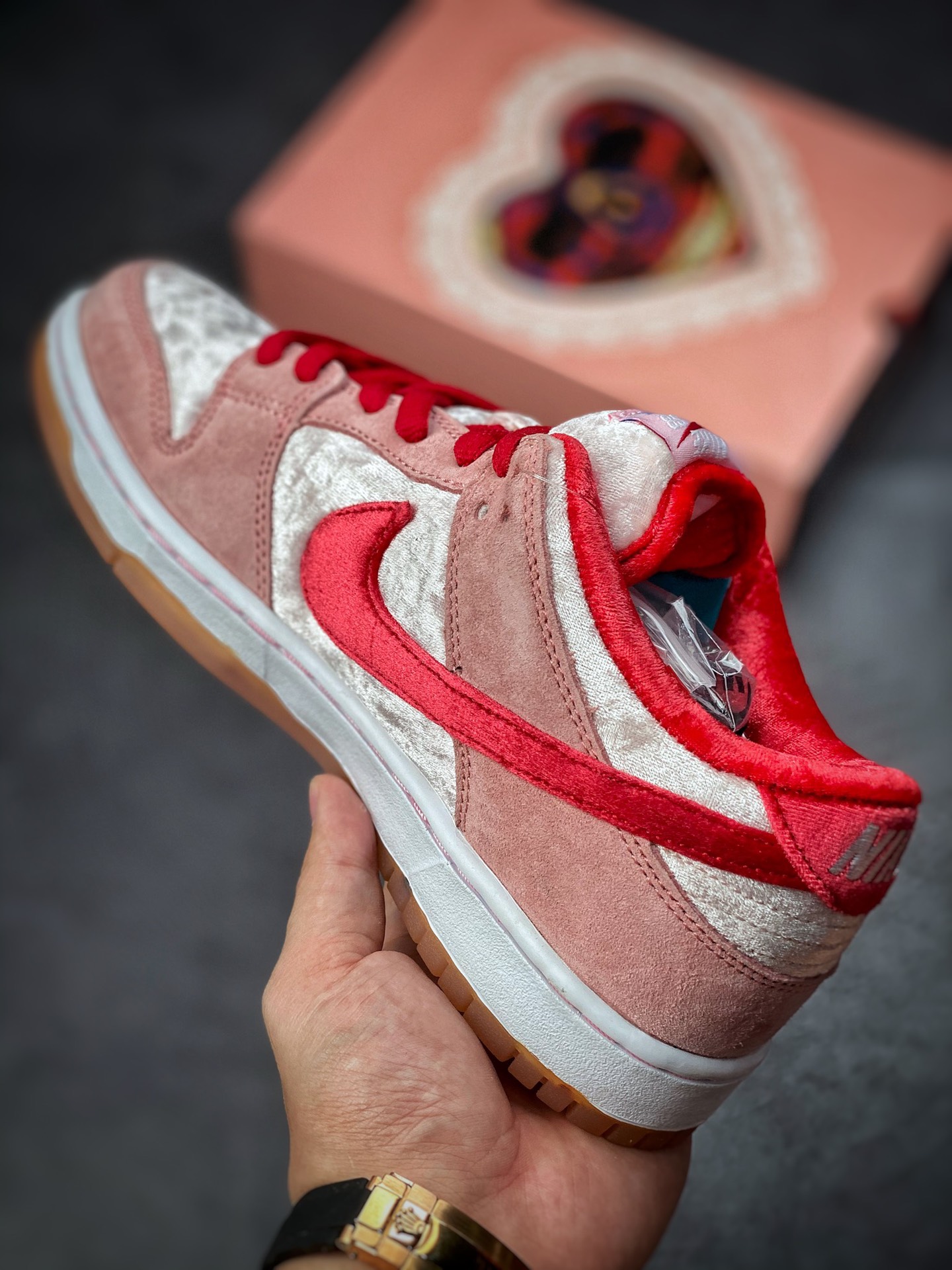240 Nike SB Low Dunk Low x Strangelove 情人节 CT2552-800