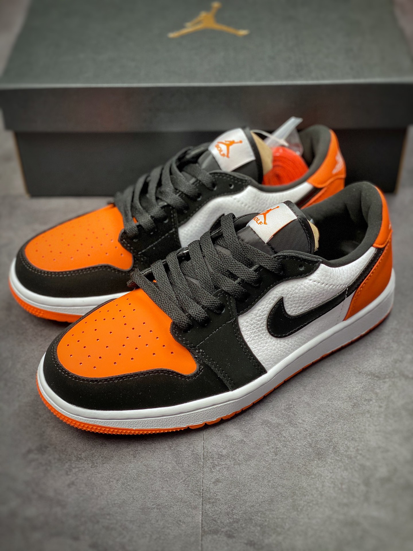 200 Air Jordan 1 Low Golf 黑橙扣碎高尔夫系列  AJ1乔1低帮休闲板鞋DD9315-800