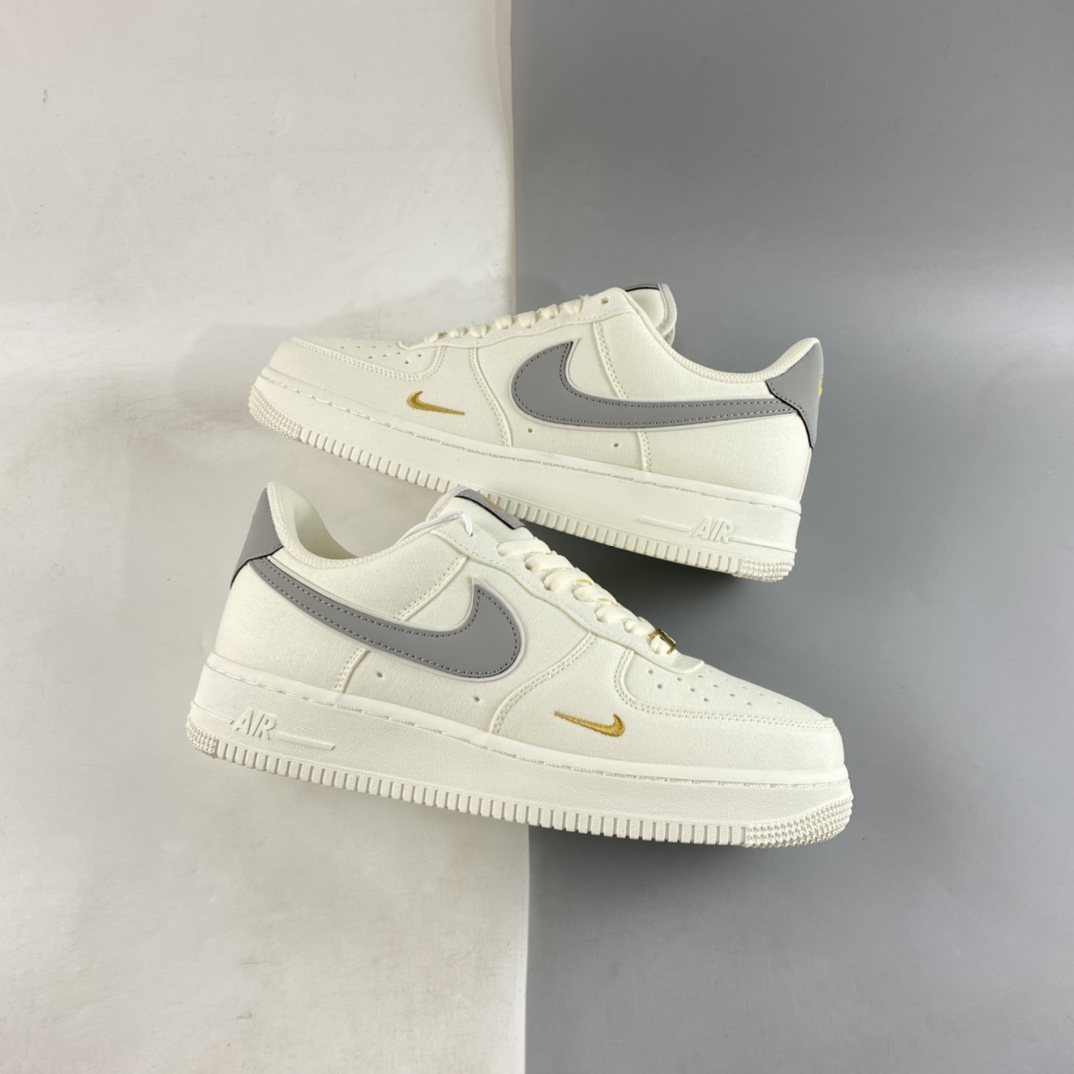 P220  Nike Air Force 1’07 Low 灰金布面 空军一号低帮休闲板鞋 MN5696-609
