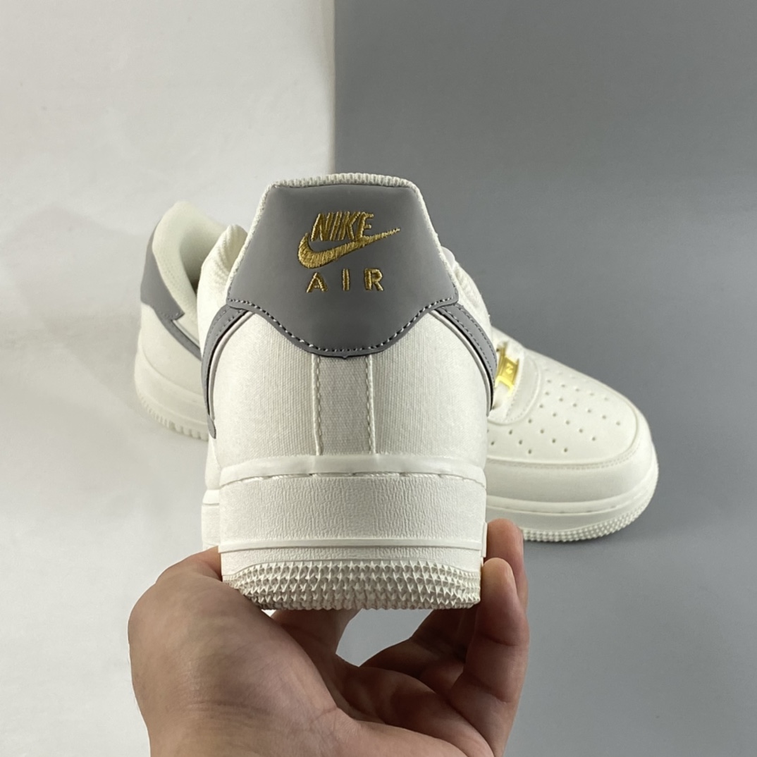 P220  Nike Air Force 1’07 Low 灰金布面 空军一号低帮休闲板鞋 MN5696-609
