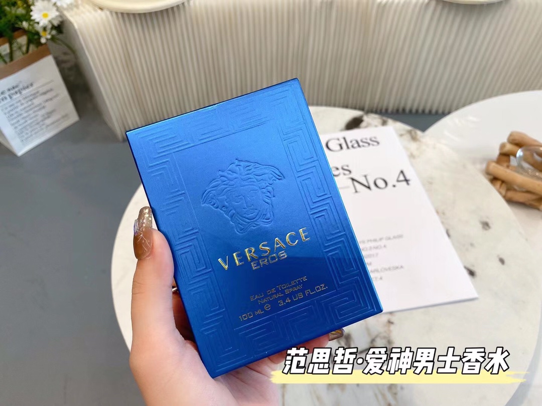 Versace Perfume