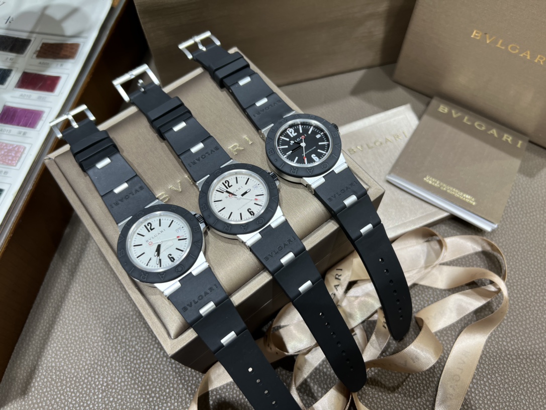 BVLGARI宝格丽推出的全新一代Aluminium腕表