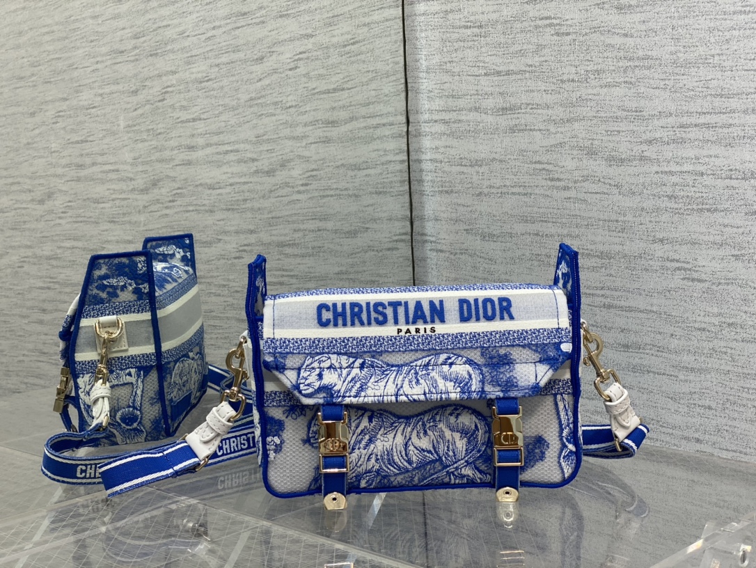 Dior Toile de Jouy Tiger Embroidery Canvas Messenger Bag Small