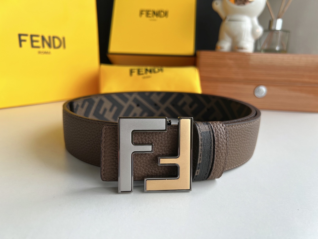 Chanel ◤𝗦𝗽𝗲𝗰𝗶𝗮𝗹 𝗦𝘂𝗽𝗽𝗹𝘆 𝗖𝗵𝗮𝗻𝗻𝗲𝗹𝘀◥ 特殊供货渠道FEND芬迪潮流感爆棚系列