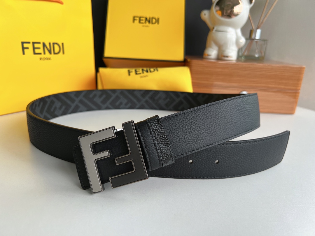 Chanel ◤𝗦𝗽𝗲𝗰𝗶𝗮𝗹 𝗦𝘂𝗽𝗽𝗹𝘆 𝗖𝗵𝗮𝗻𝗻𝗲𝗹𝘀◥ 特殊供货渠道FEND芬迪潮流感爆棚系列