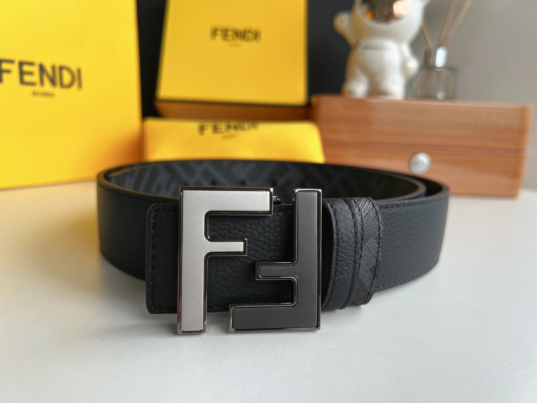 Chanel ◤𝗦𝗽𝗲𝗰𝗶𝗮𝗹 𝗦𝘂𝗽𝗽𝗹𝘆 𝗖𝗵𝗮𝗻𝗻𝗲𝗹𝘀◥ 特殊供货渠道FEND芬迪潮流感爆棚系列