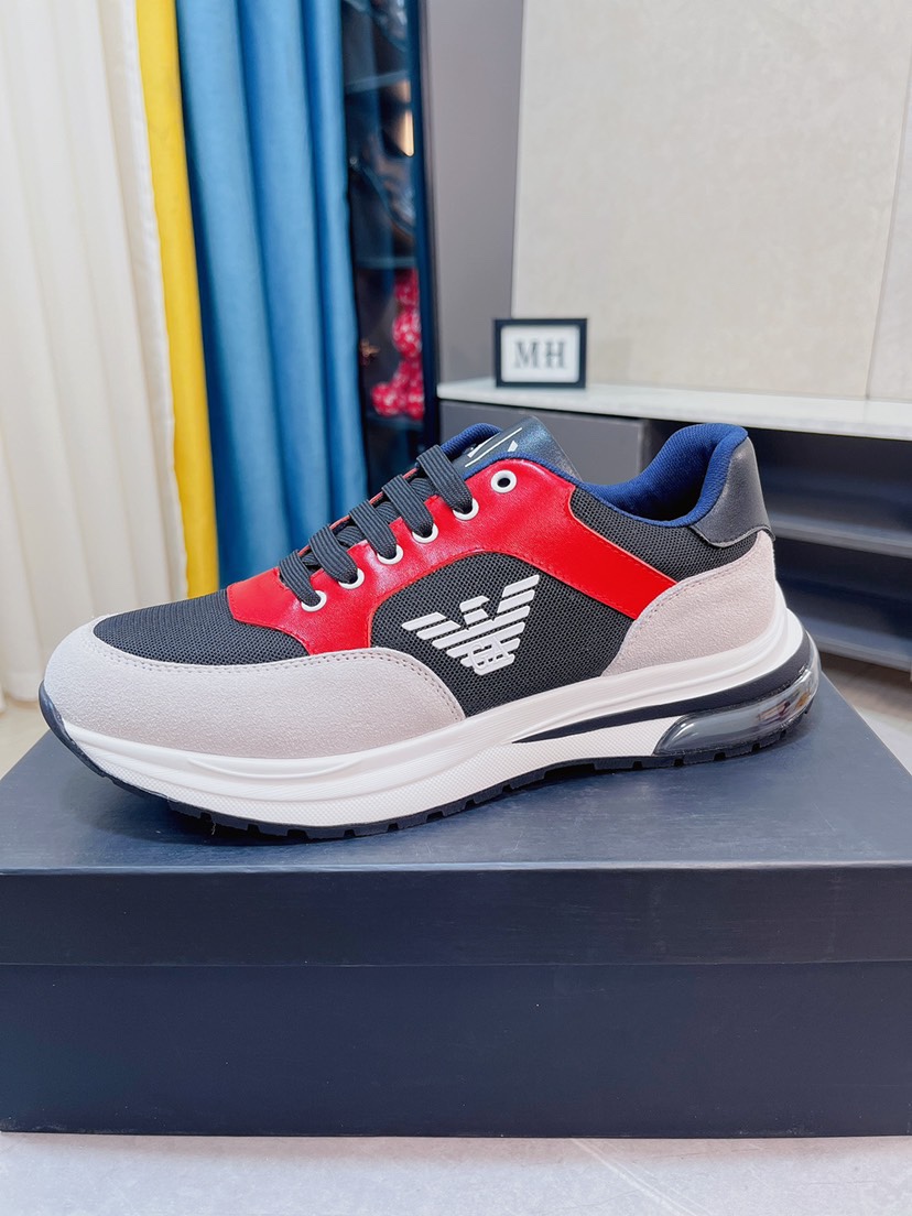 I5  阿玛尼Armani男士休闲鞋上市 鞋面头层牛皮➕真皮内里进口原版大底💯💯完美造型顶级品质，💥鞋面LOGO电绣显得鞋型饱满，立体感十足，舒适透气🤒🤒超级百搭 ⚜高档不失品味，时尚、新颖👣👣🌀🌀标准