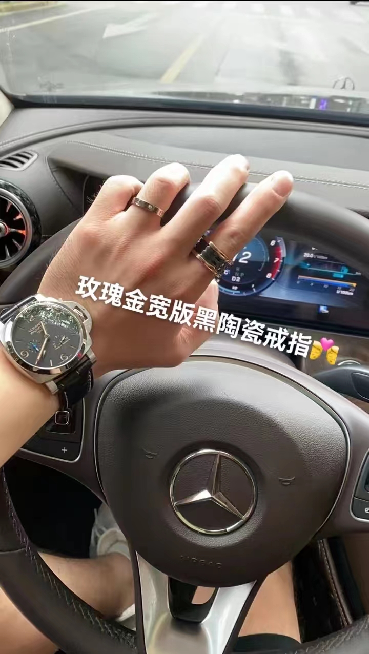 NO:102186,Bvlgari necklace, wide rose version of rose gold ceramic black porcelain ring, the most popular one is always the most classic, both men and women can wear it. Love couple ring style, brother style 925 pure silver crafted Mido 5-6-7-8-9-10-11 size, Bvlgari ring, bottega veneta, bvlgari, bvlgari, mido, necklace, ring19860909Bvlgari 宝丽格项链 宽玫版瑰金陶黑瓷戒指 最看好的永都远是广流为传最经典的,男、女可都以戴.情对侣戒款、兄弟款 925纯打银造 美度5-6-7-8-9-10-11码,宝格丽戒指,bottega veneta,bvlgari,bvlgari,mido,necklace,ring,Jewelry