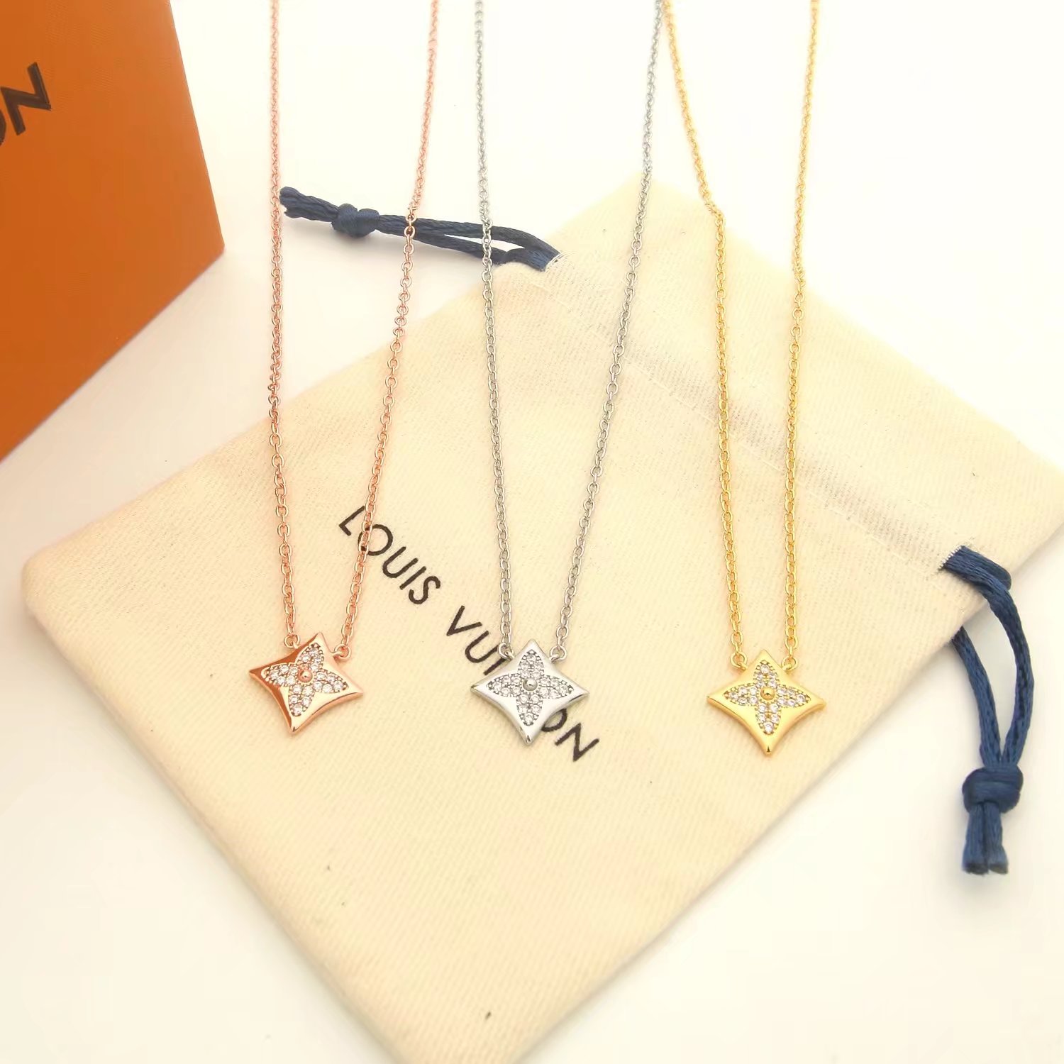 Louis Vuitton Jewelry Necklaces & Pendants