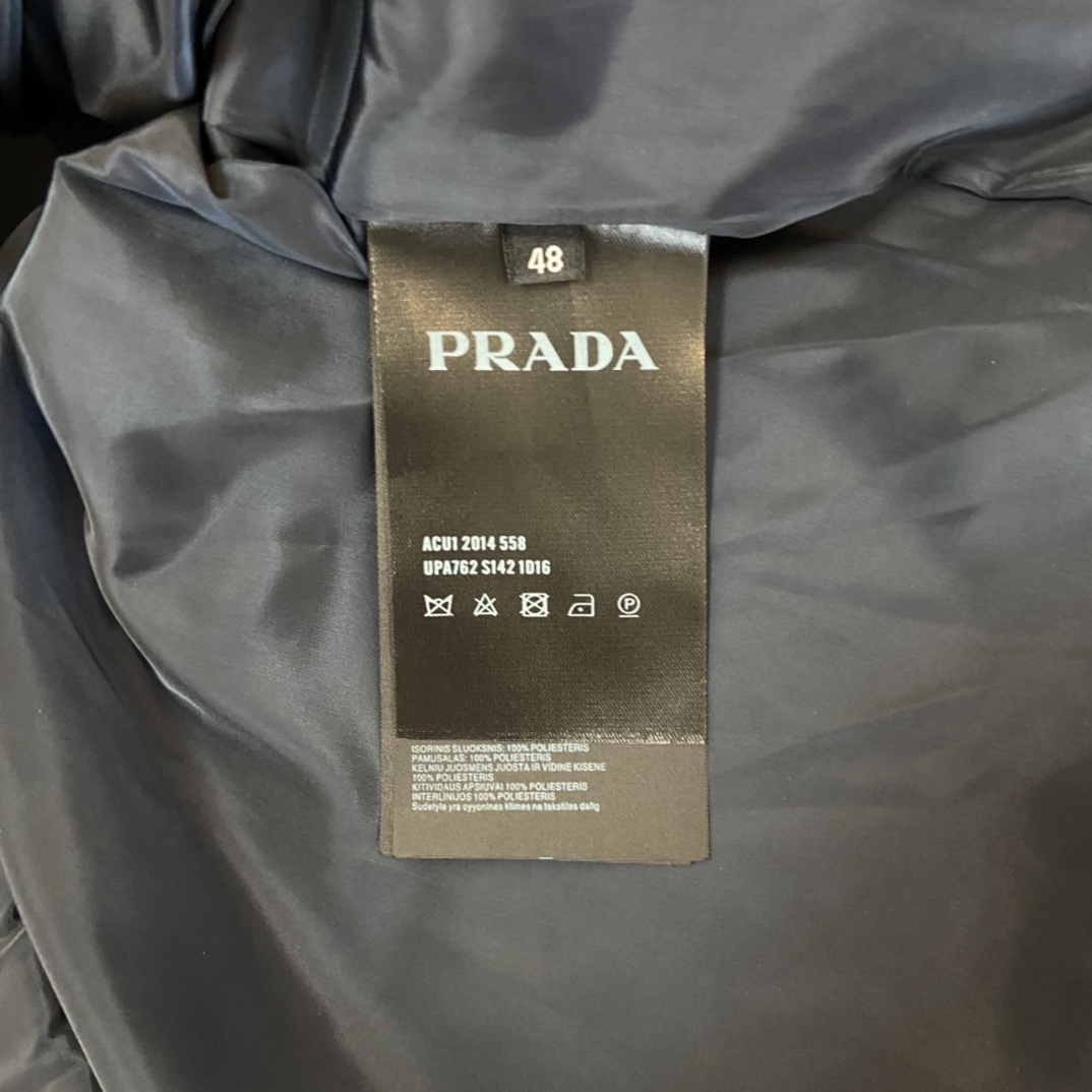 Prada/普拉达 22春夏新款男士轻薄透气宽松防风风衣连帽休闲夹克