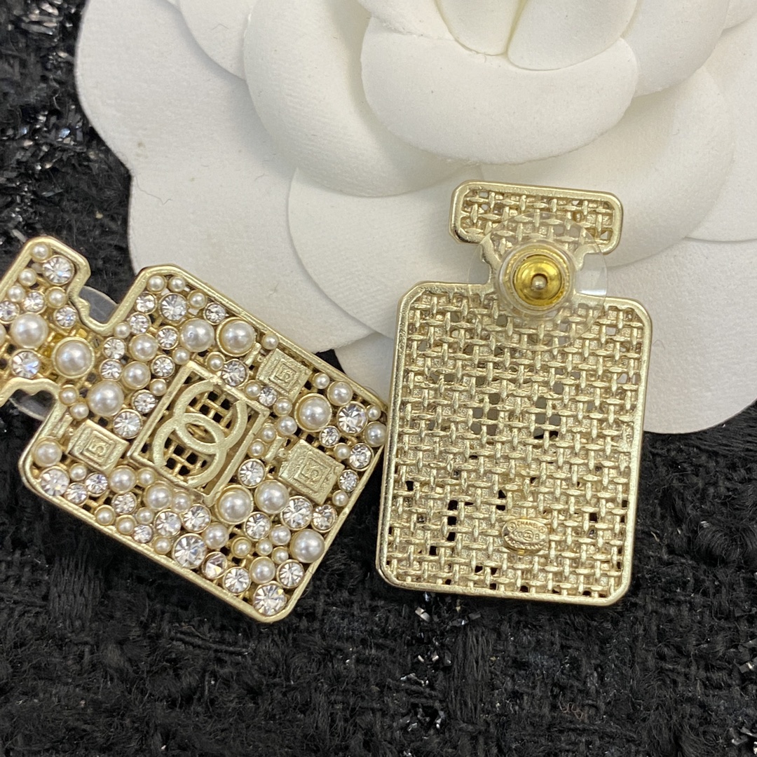 Dolce & Gabbana Haute Couture Haute Couture Fine Jewelry Necklace 5