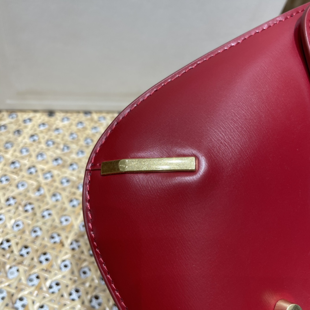 CELINE CHAIN BESACE TRIOMPHE 24.5CM BAG 199273深红色