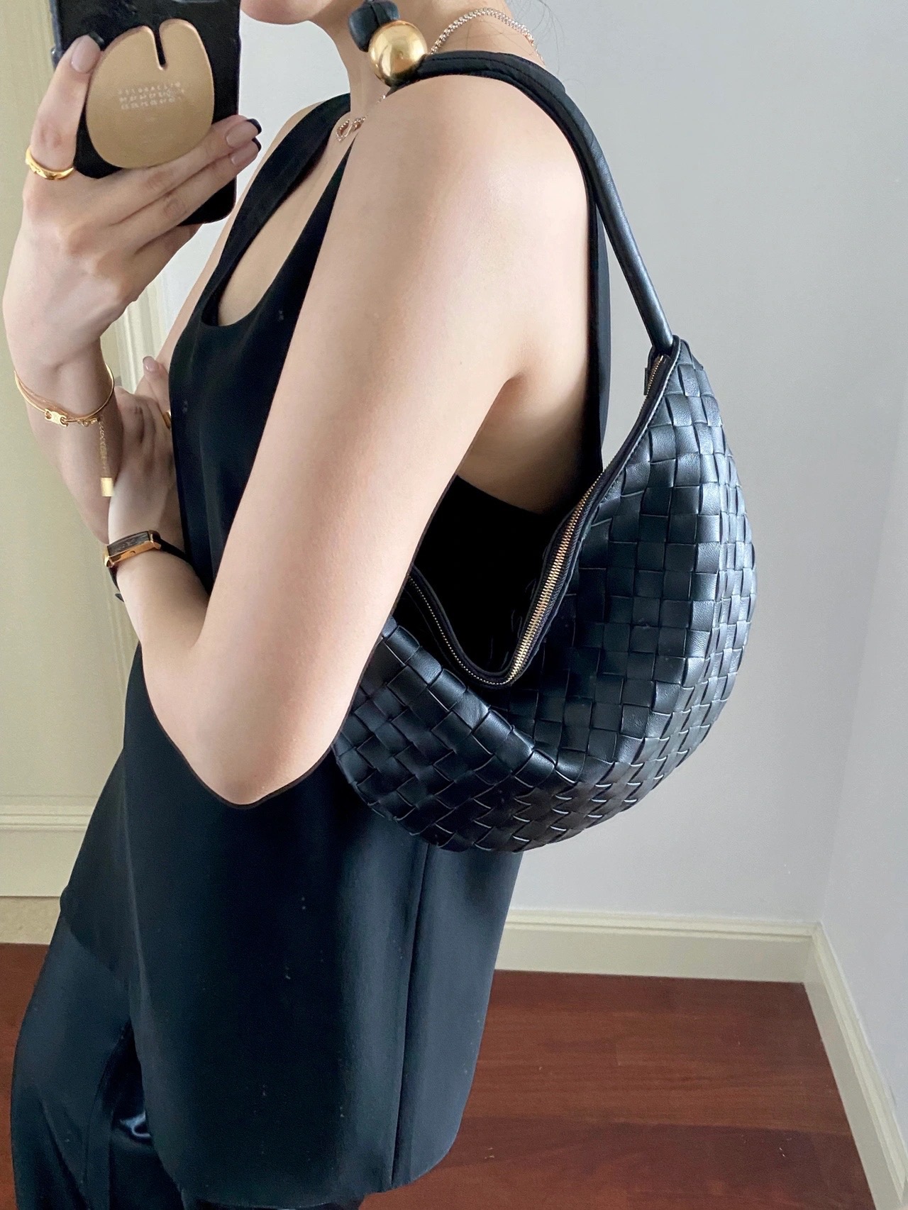 Bottega Veneta葆蝶家 TURN 40CM BAG 701024黑色