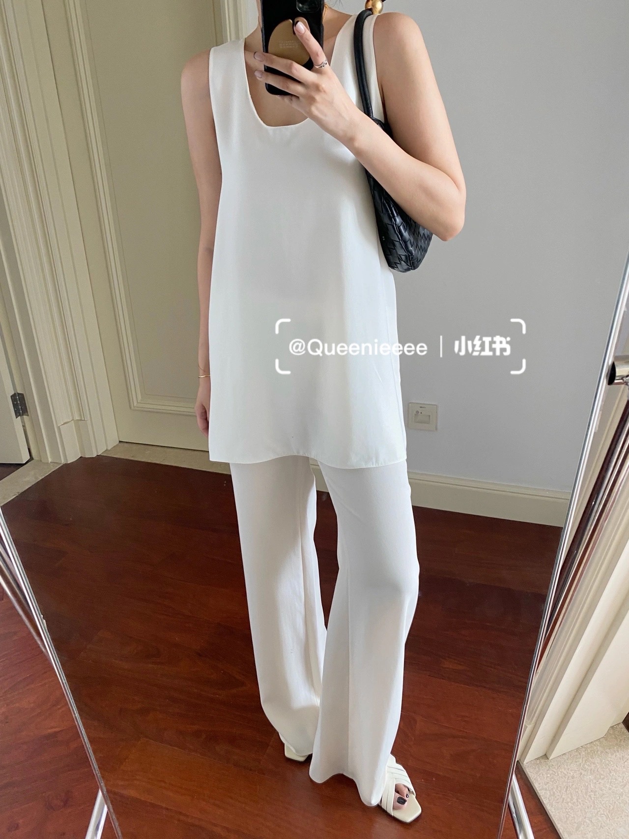 Bottega Veneta葆蝶家 TURN 40CM BAG 701024黑色