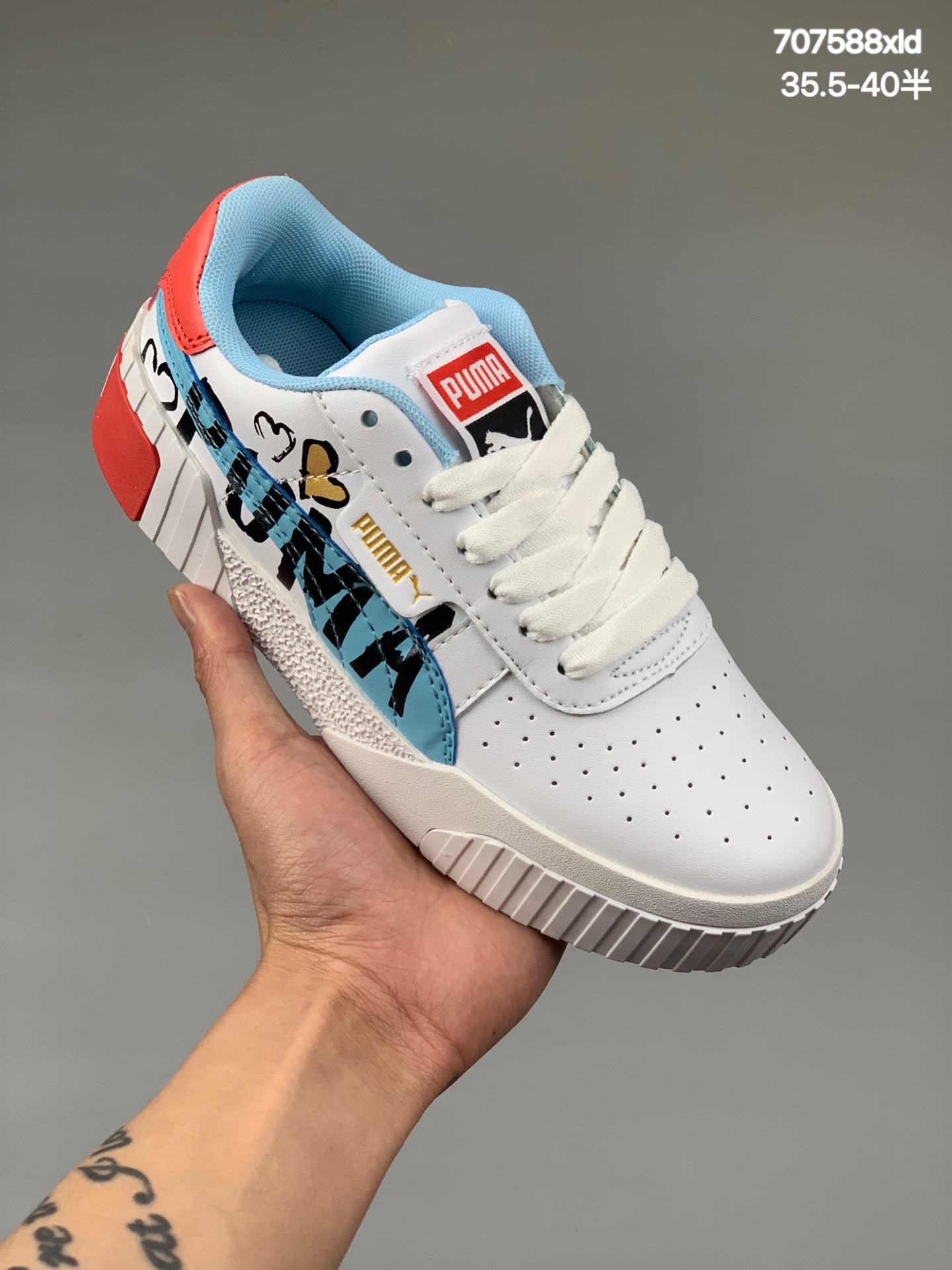 本地
彪马/Puma Suede Platfotm 低帮系带 皮面 鸳鸯 涂鸦印花 上官喆联名休闲贝壳头鞋 全球知名运动品牌携手中国时尚潮牌SANKUANZ，以实用主义为货号：373038  
尺码： 35.5 36 37 38 38.5 39 40
编码：707588xld