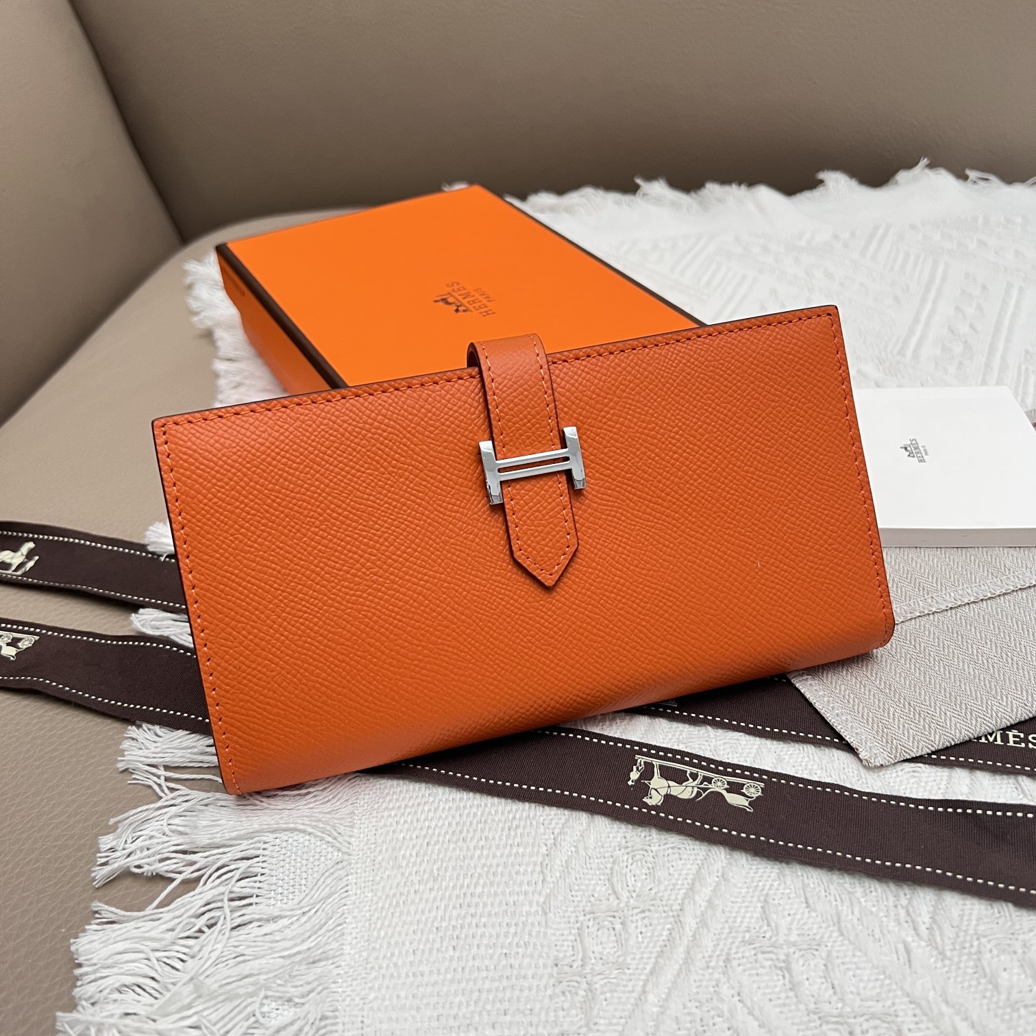 Hermes Women's Vertical Wallet Togo Leather with Inner Zipper Pocket