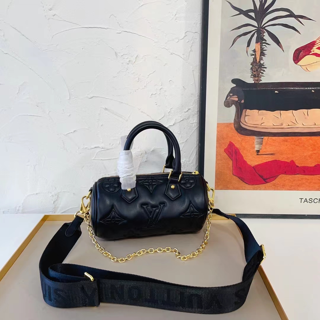 J0 190 Louis Vuitton 路易威登 LV 刺绣小滚筒原版五金配件高品质实用百搭轻便好用款，尺码20厘米