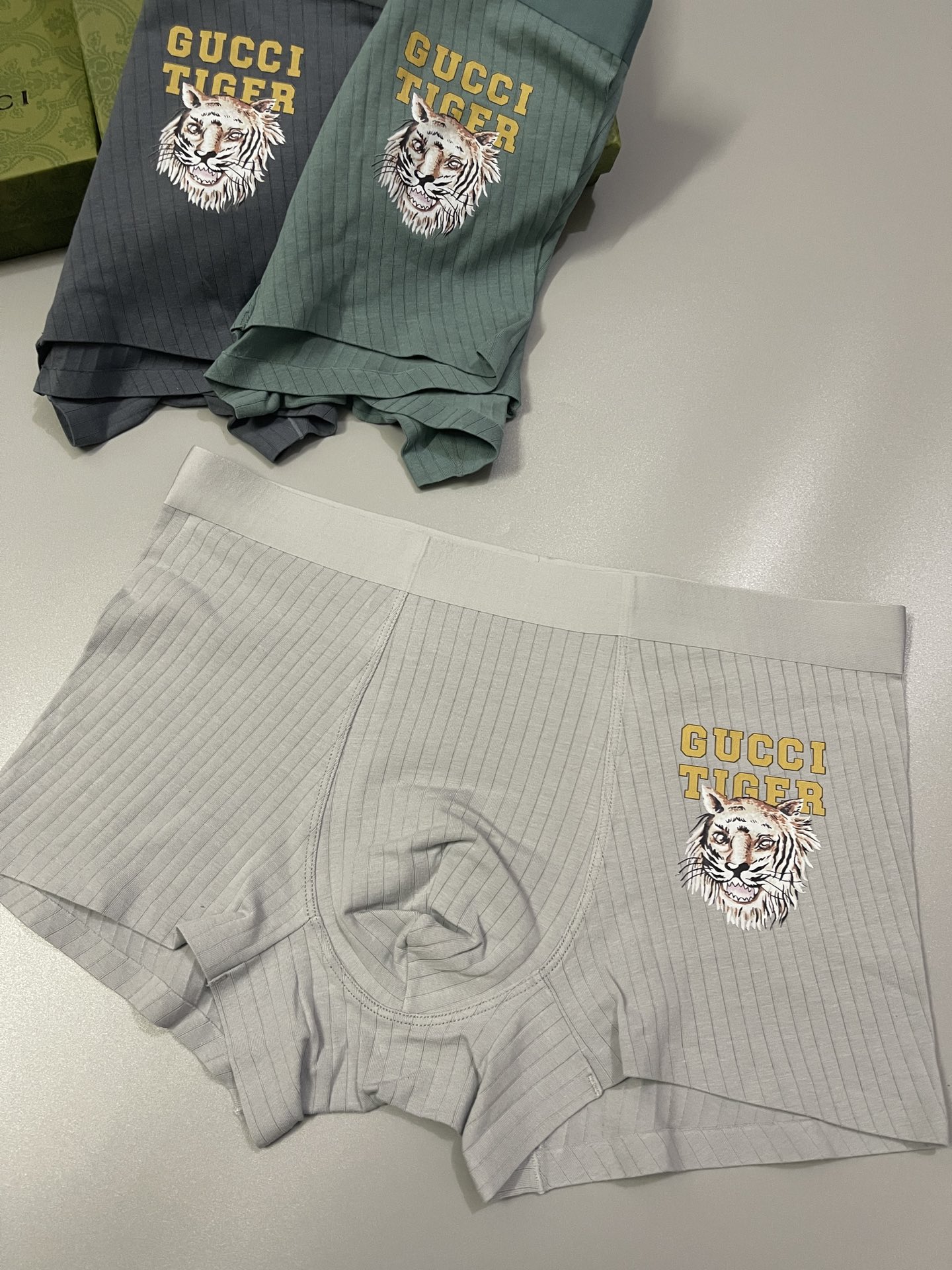 新品！原单品质！Gucci古奇 老虎精品盒装男士内裤！外贸国外订单，高品质，纯棉无痕切割工艺 科学配 