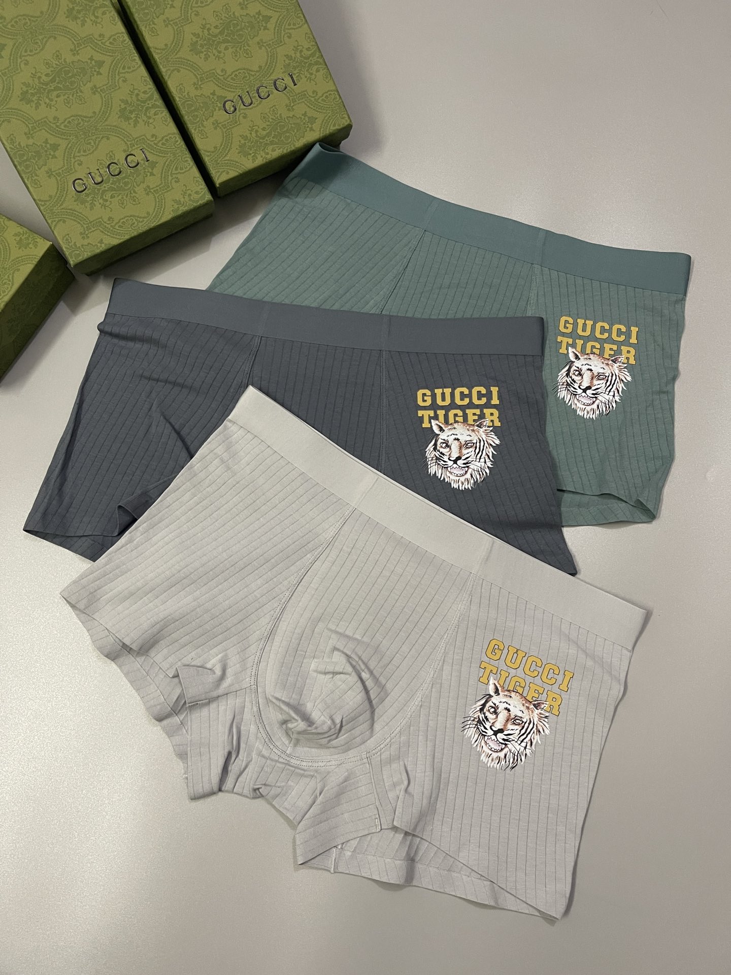  新品！原单品质！Gucci古奇 老虎精品盒装男士内裤！外贸国外订单，高品质，纯棉无痕切割工艺 科学配 