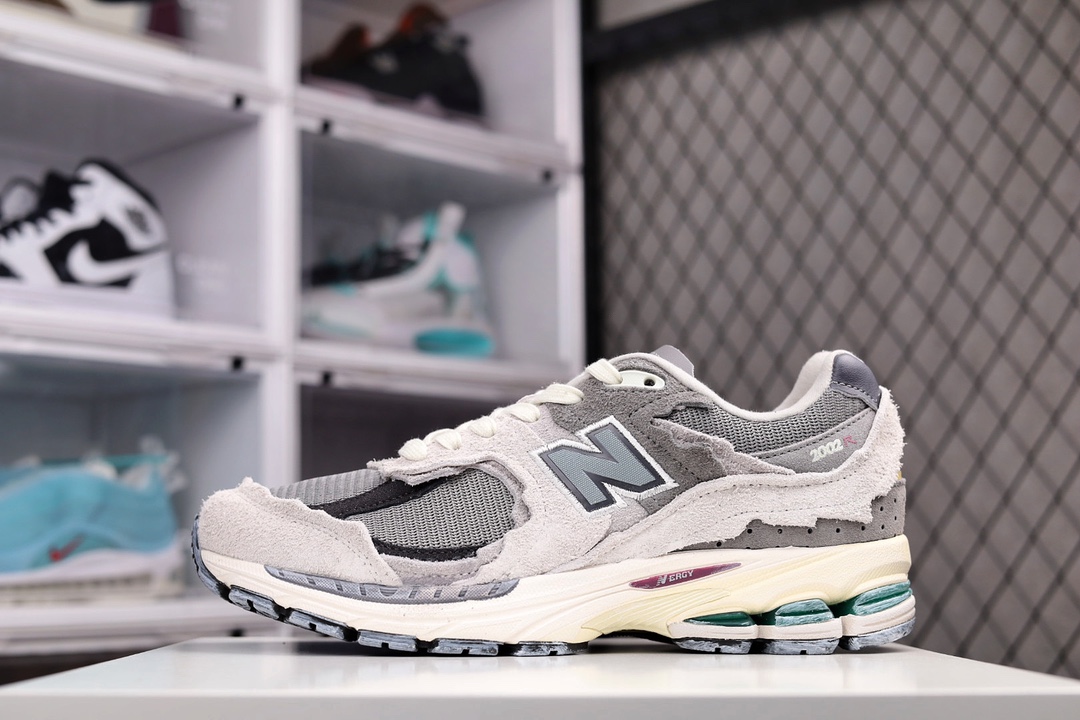 G5 Balance 新百伦 ” Refined Future ” 云雨灰 复古休闲跑步鞋 M 2002RDA 原厂数据开发 原厂网纱 正确卡色皮料冲裁组合 匠心打造 耗时两个月开发完成 工艺极其复杂难度可想而知 新开独立私模大底 全网唯一正确做旧组合大底 高端零售专供产物TL