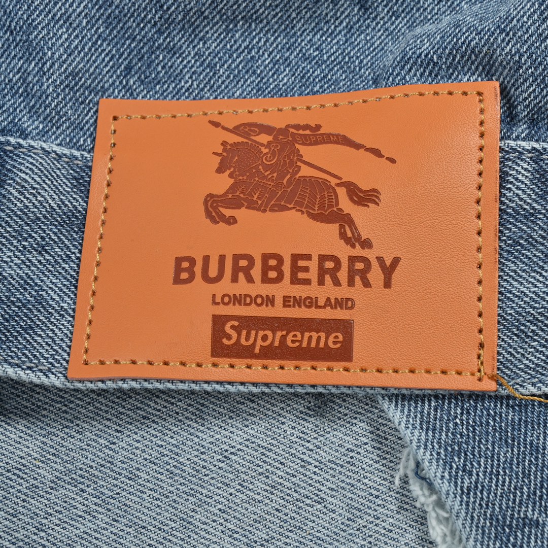 Burberry巴宝莉BBR X Supreme 22SS 联名款 战马刺绣牛仔外套