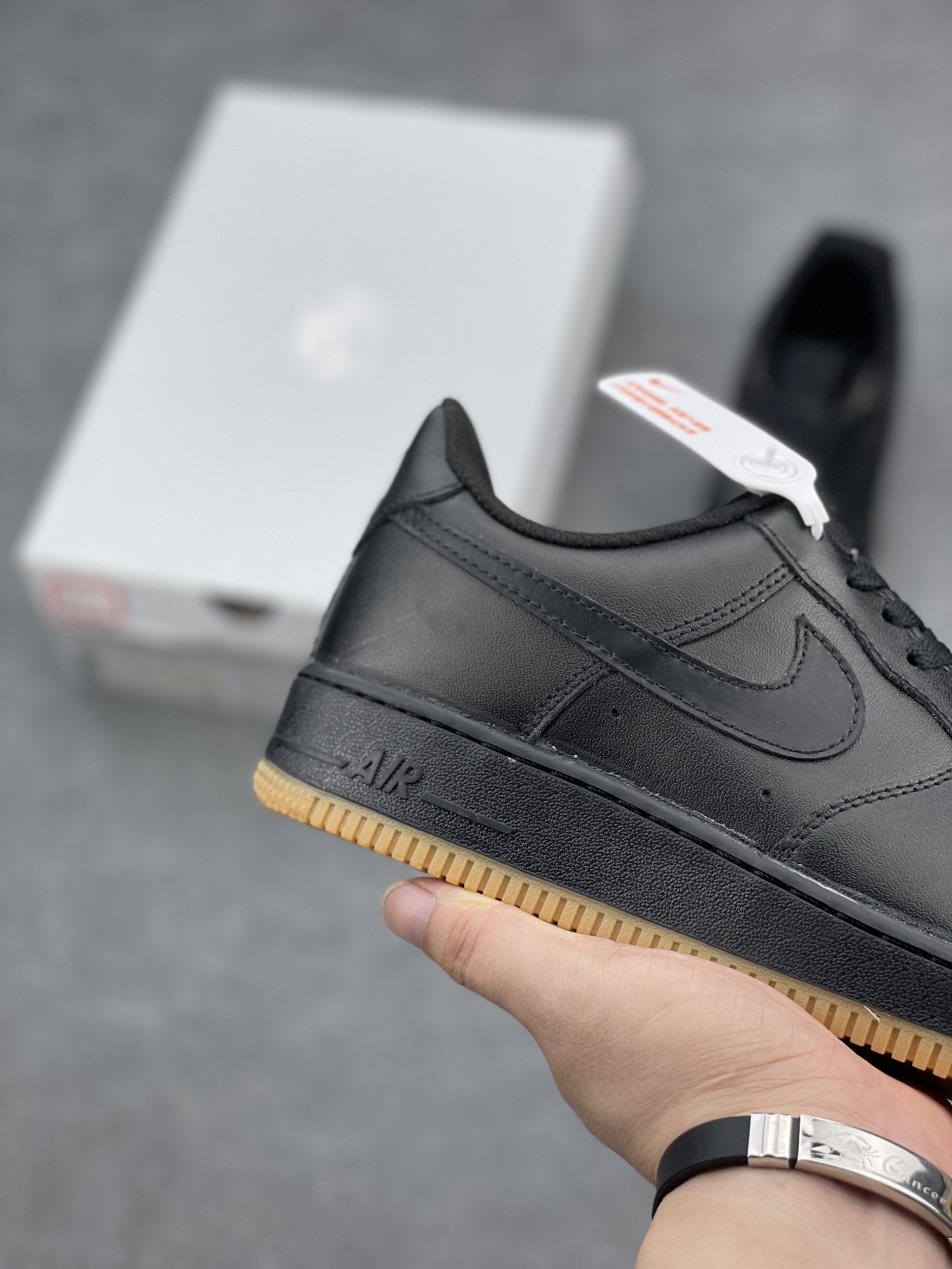 Nike Air Force 1 Low Black Gum - Premium Leather, Classic Style, Comfortable Fit 6 i1657220346 2299 4