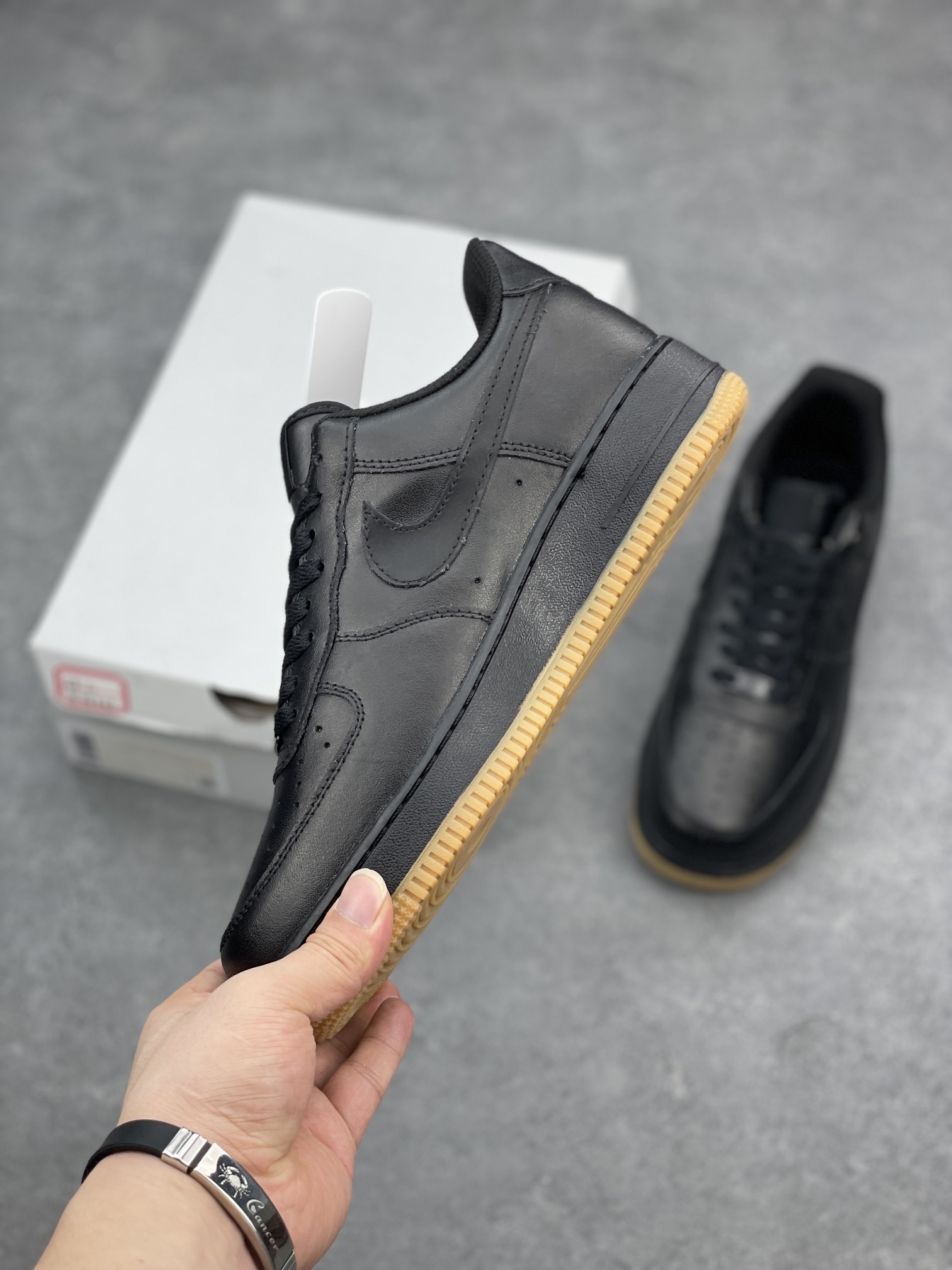 Nike Air Force 1 Low Black Gum - Premium Leather, Classic Style, Comfortable Fit 4 i1657220346 9512 2