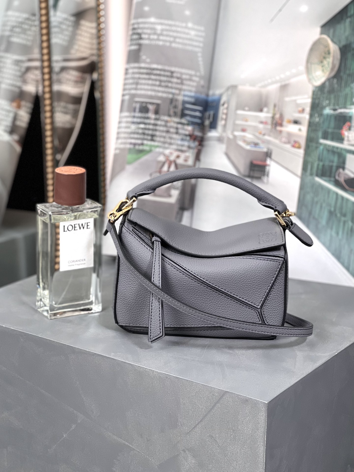 LOEWE classique Mini Puzzle 𝟏𝟖 - qualité supérieure