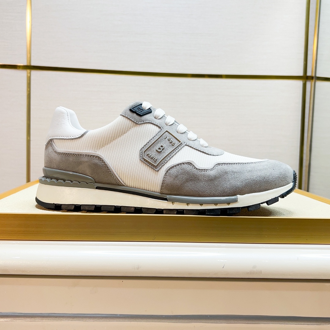 NO:274847,Ber* is available for new, imported cowhide, water-dyed cowhide inner footbed, original imported large sole, classic tassel cannon heart decoration, simple and fashionable, casually matched, comfortable and soft -Size 38-44 Multi-color selection,,,cowhide19860909Ber*上新,材质进口牛皮,水染牛皮内里垫脚 ,原版进口大底,经典流苏炮心装饰,简洁时尚,随意搭配,舒适柔软 -Size 38-44 多色可选,,,cowhide,Men's shoes