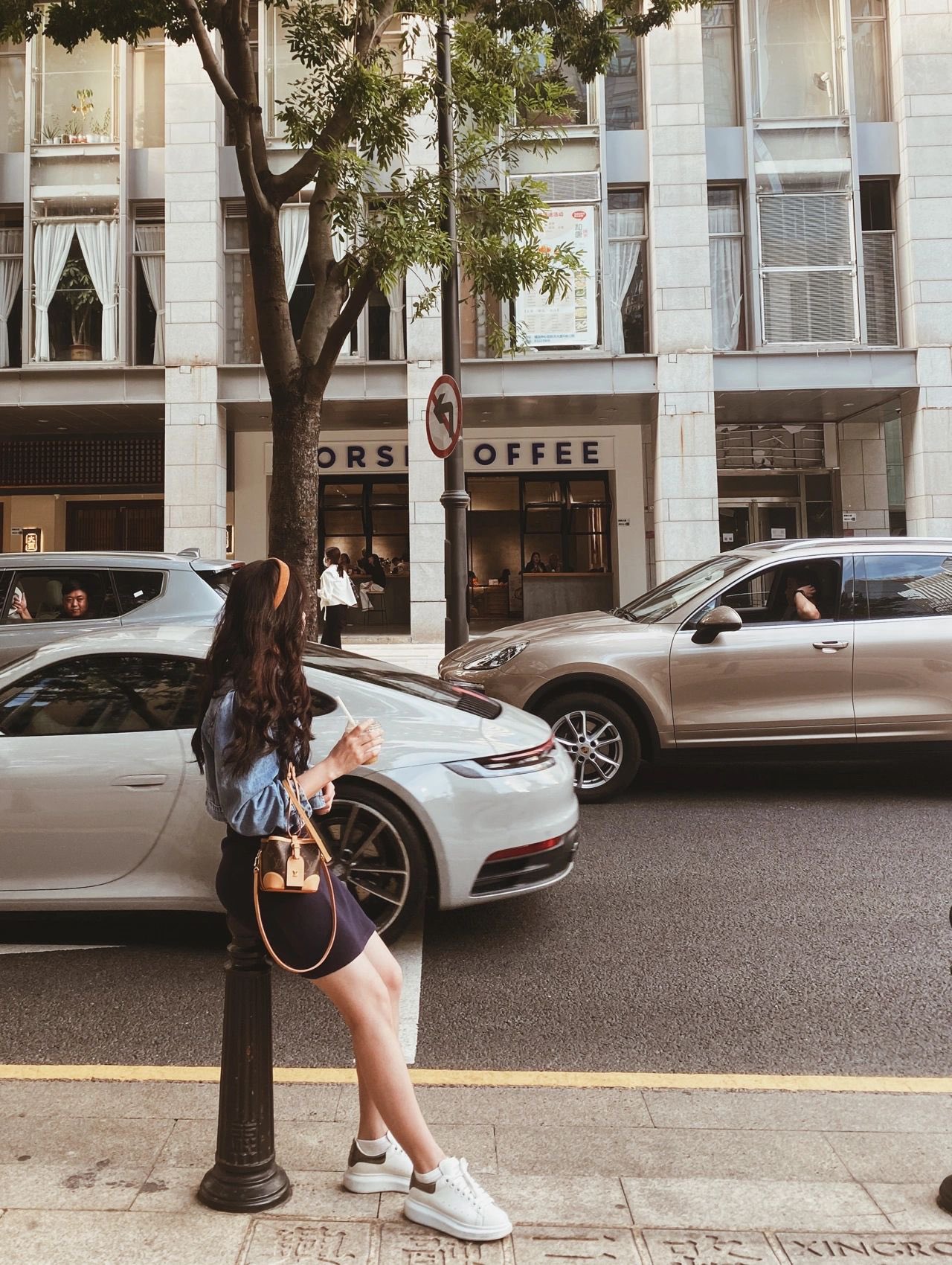 Louis Vuitton Pochette Métis – The Stunning Bag You'll Wish You Bought Sooner