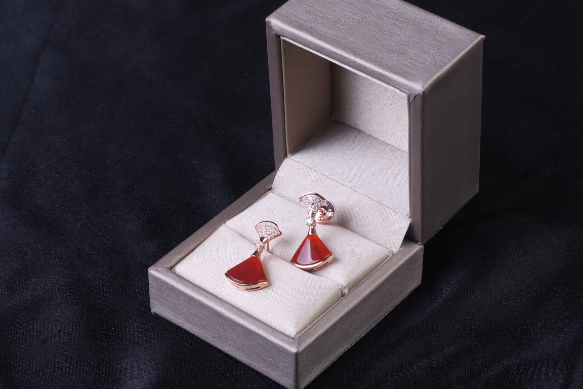 Bvlgari серьги красный агат юбка со стразами