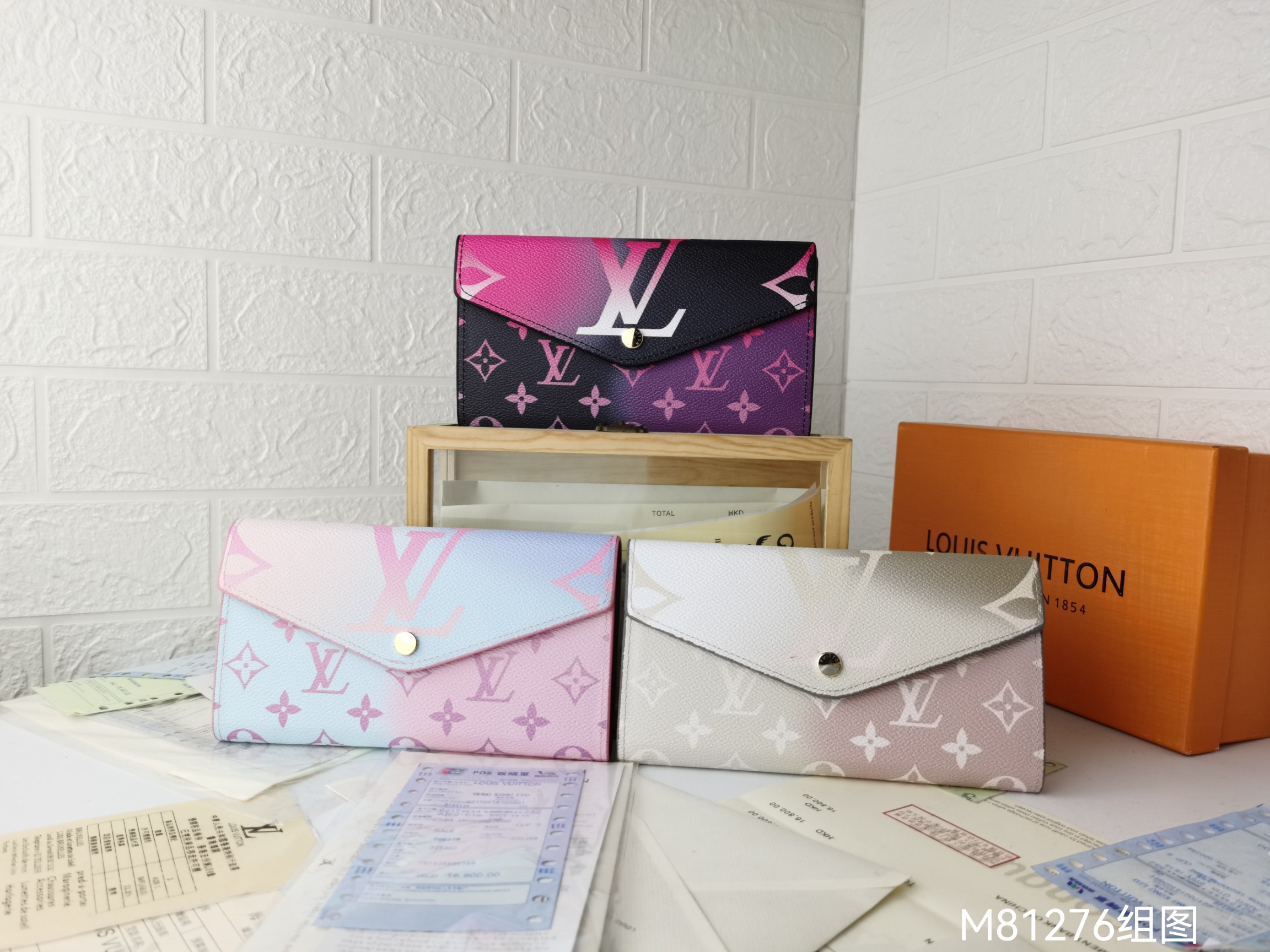 優雅なモノグラム帆布の新作グラデーション信封型財布