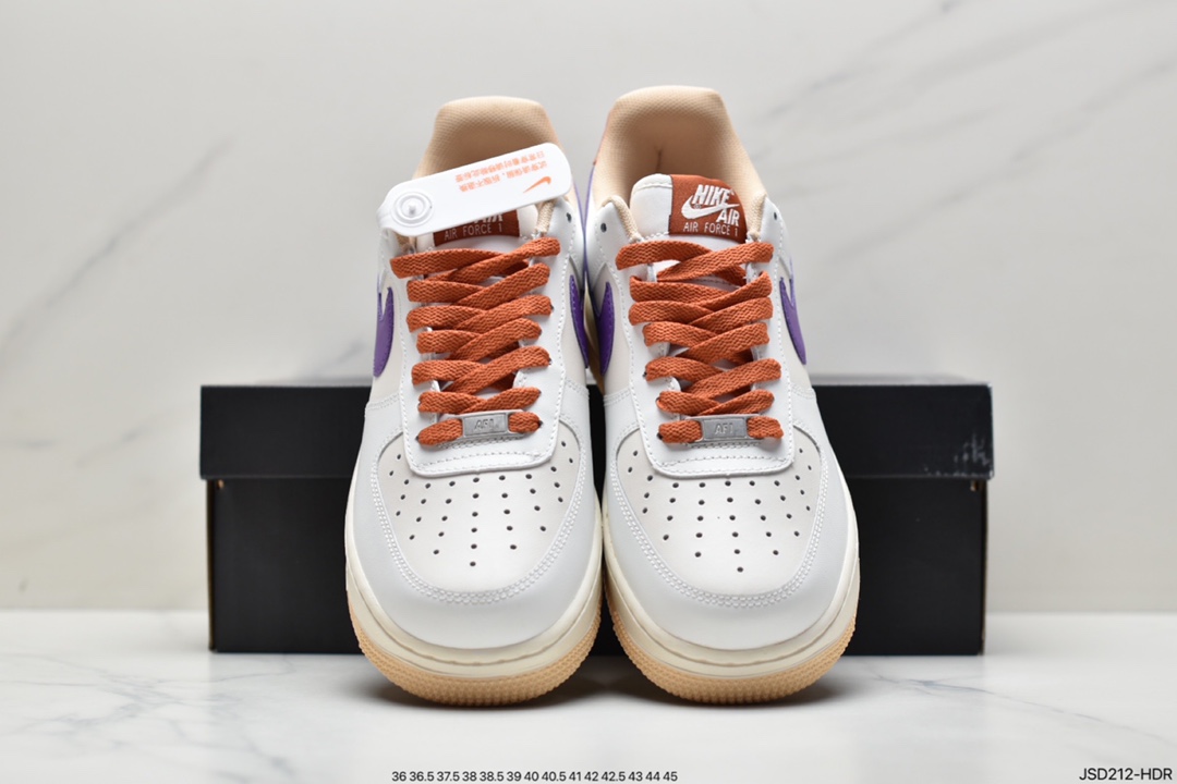 200 Nike Air Force 1 Low  空军一号低帮运动休闲板鞋 CW3388-205
