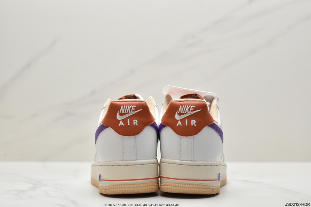 200 Nike Air Force 1 Low  空军一号低帮运动休闲板鞋 CW3388-205