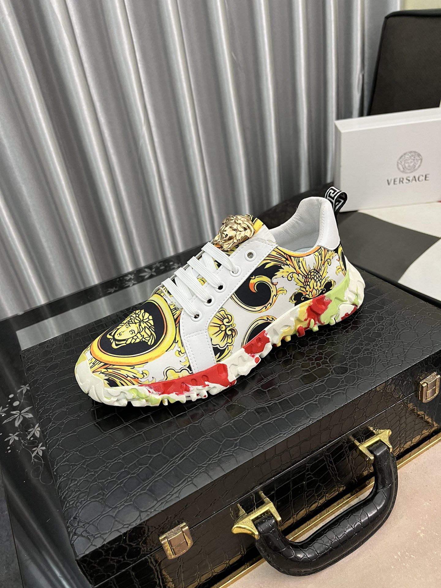 Yupoo Gucci Bags Watches Nike Clothing Jordan Yeezy Balenciaga Shoes
