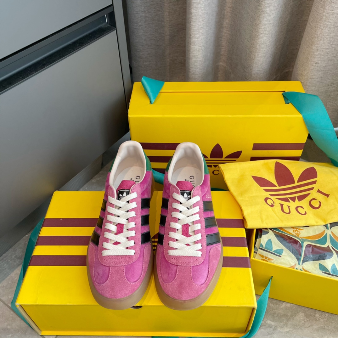 GUCCI Adidas collaboration sneakers German army trainers rose suède trois bandes