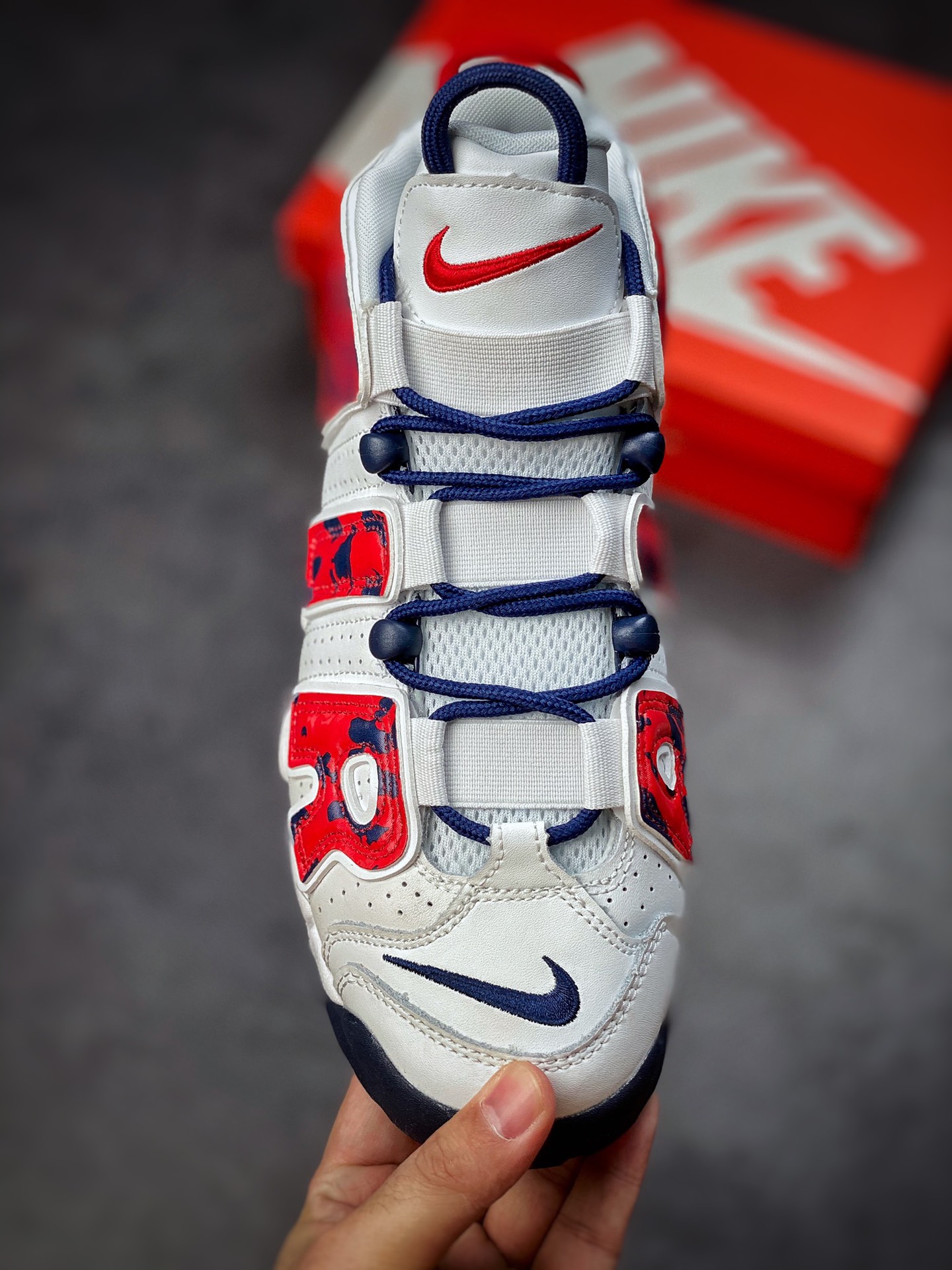 240 Air More Uptempo 白红蛇纹 CZ7885-100