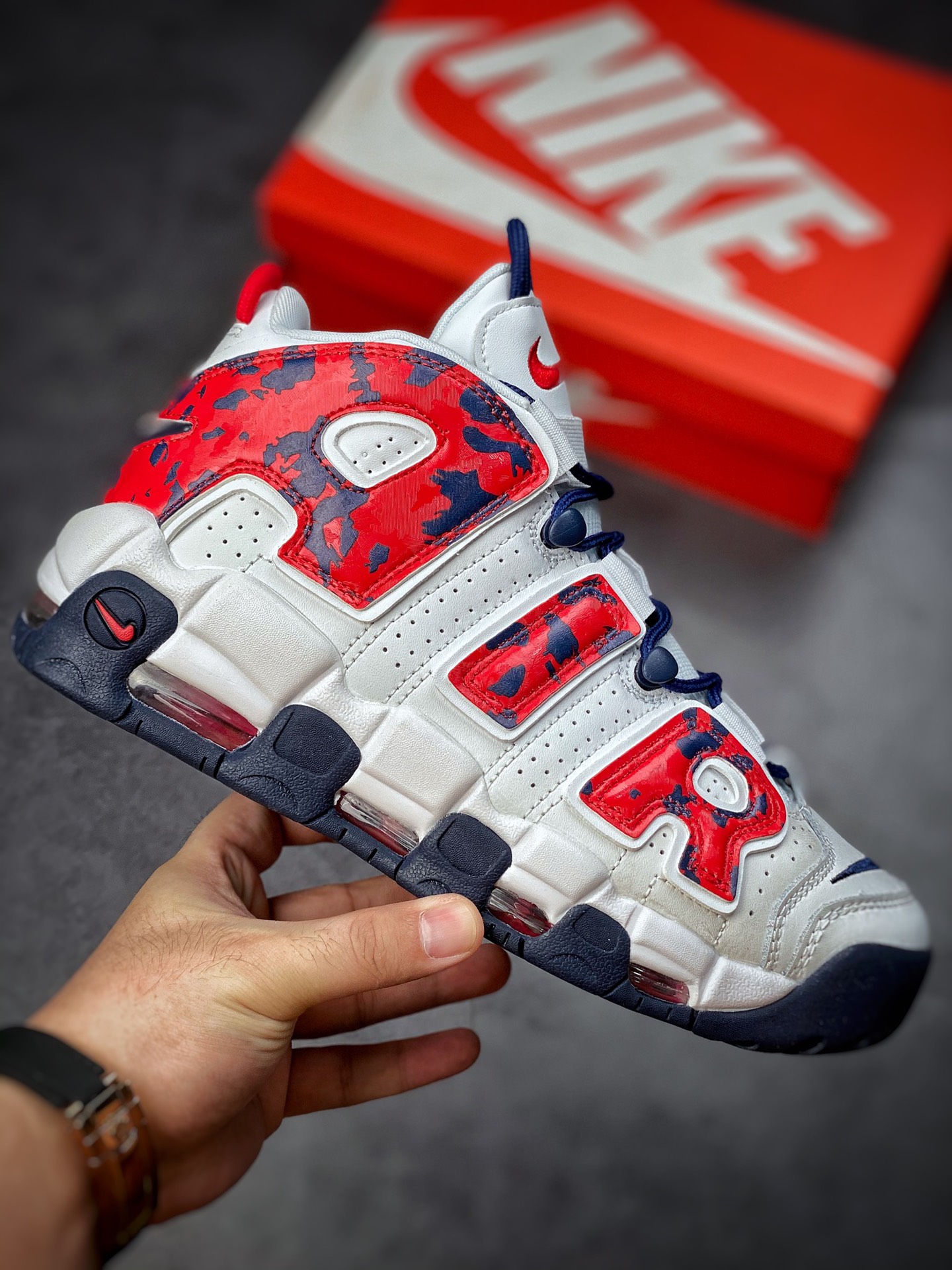 240 Air More Uptempo 白红蛇纹 CZ7885-100