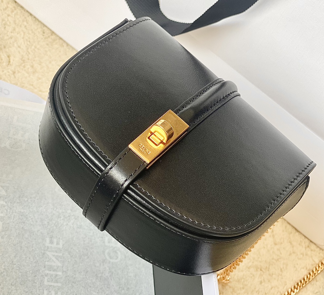 CELINE赛琳新款牛皮马鞍包100453