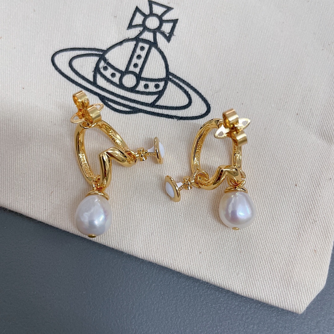 高品质 细节如图 【VivienneWestwood】宝宝,什么是快乐星球,来,这就是快乐星球!绝美