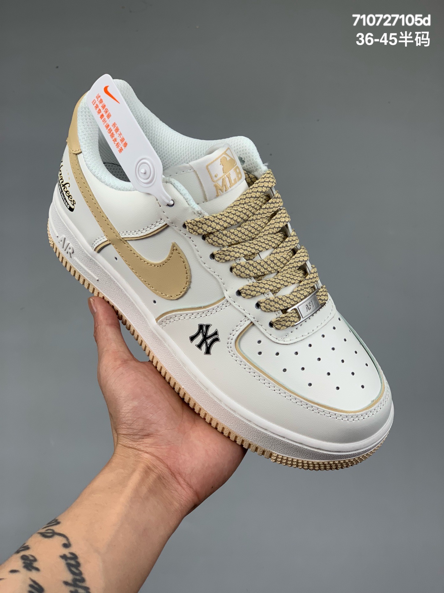 本地
NIke Air Force 1 ’07 Low “MLB联名卡其满天星”空军一号 低帮 运动鞋 休闲鞋   折边针车 工艺难度大 原楦头原纸板 原装鞋盒 定制五金配件 内置全掌气垫 原厂鞋底 货号：BS8806-555尺码：36 36.5 37.5 38 38.5 39 40 40.5 41 42 42.5 43 44 44.5 45
编码：710727105d