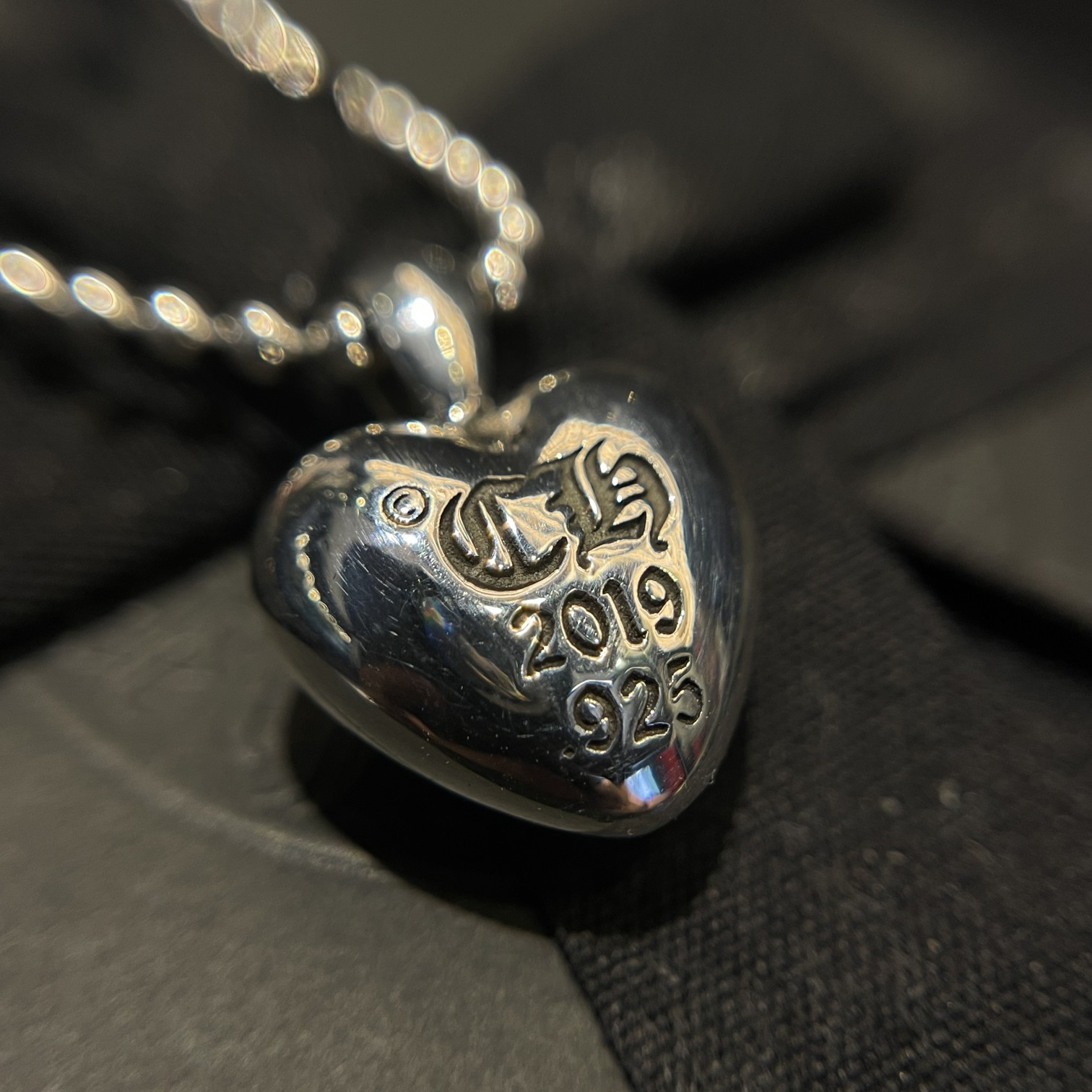 Chrome Hearts 𝗖𝗵𝗿𝗼𝗺𝗲 𝗛𝗲𝗮𝗿𝘁𝘀 克罗心 十字花桃心项链