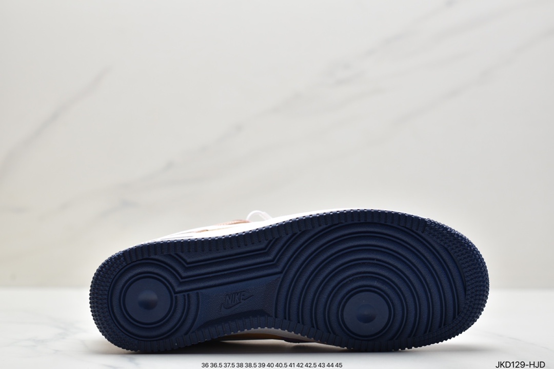 160 耐克Nike Air Force 1 Low  空军一号低帮百搭休闲运动板鞋DX6504-900