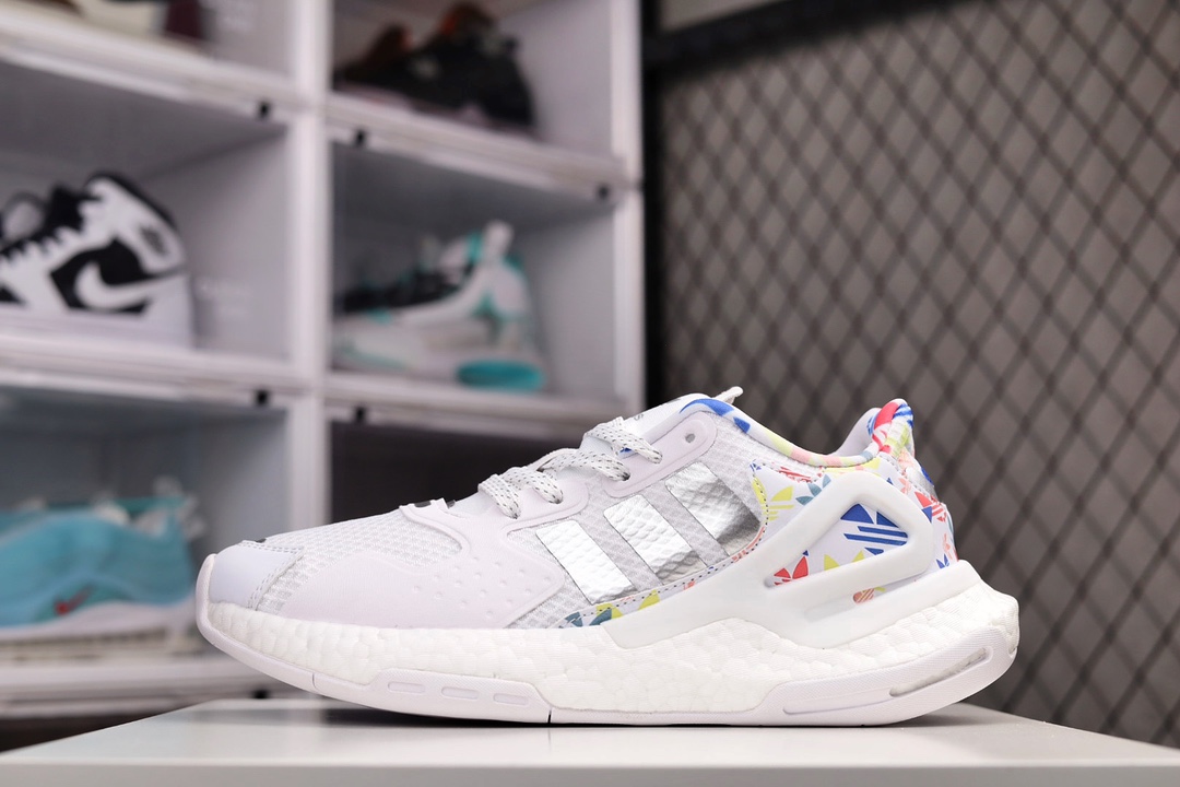 H0 Adidas Day Jogger 夜行者二代 官网同步上架 新品首发陈奕迅同款经典运动鞋