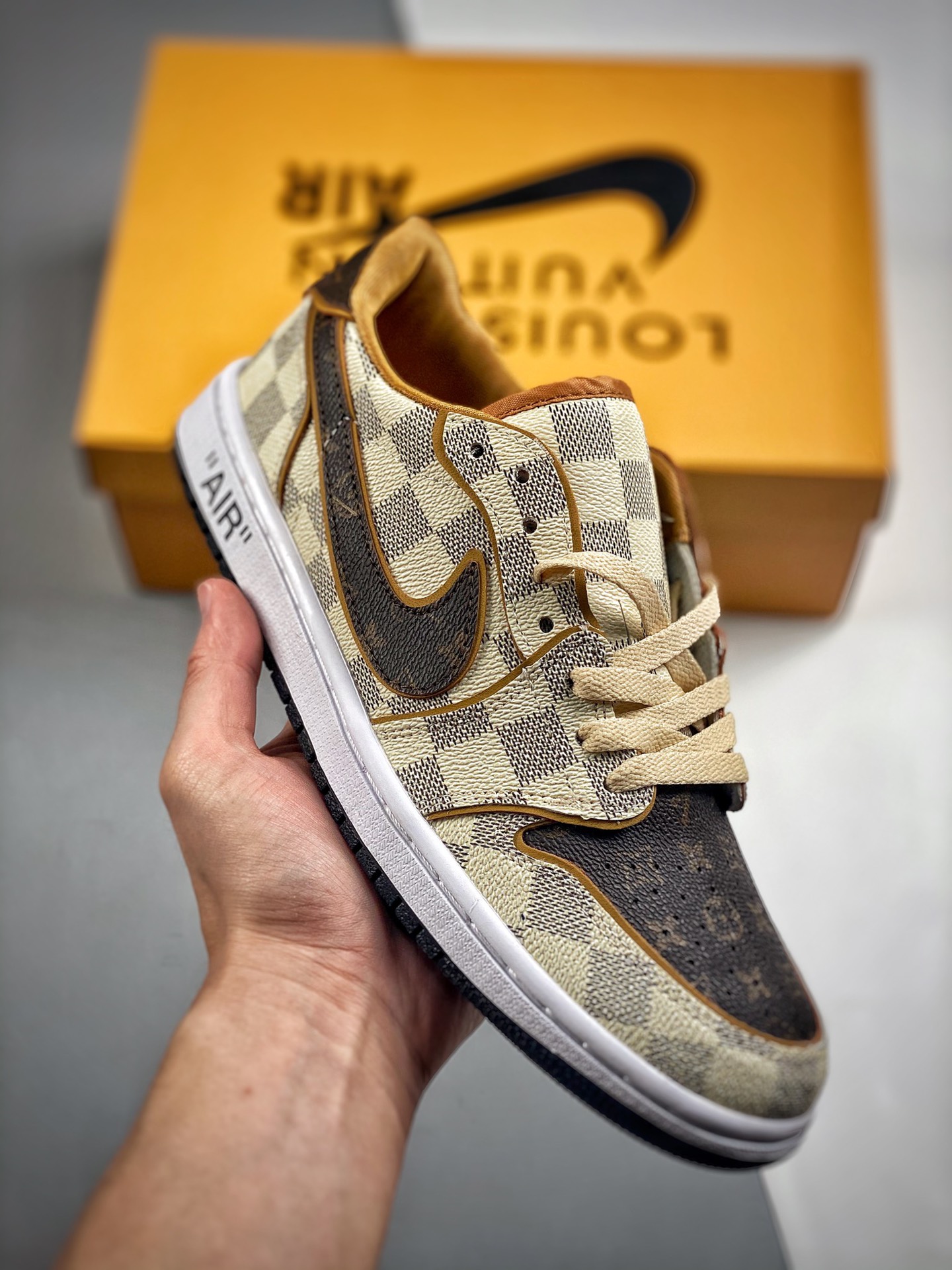 -3 Colaboración del famoso rapero Travis Scott con Louis Vuitton, Louis Vuitton x Travis Scott x Nike Air Jordan 1 Low …