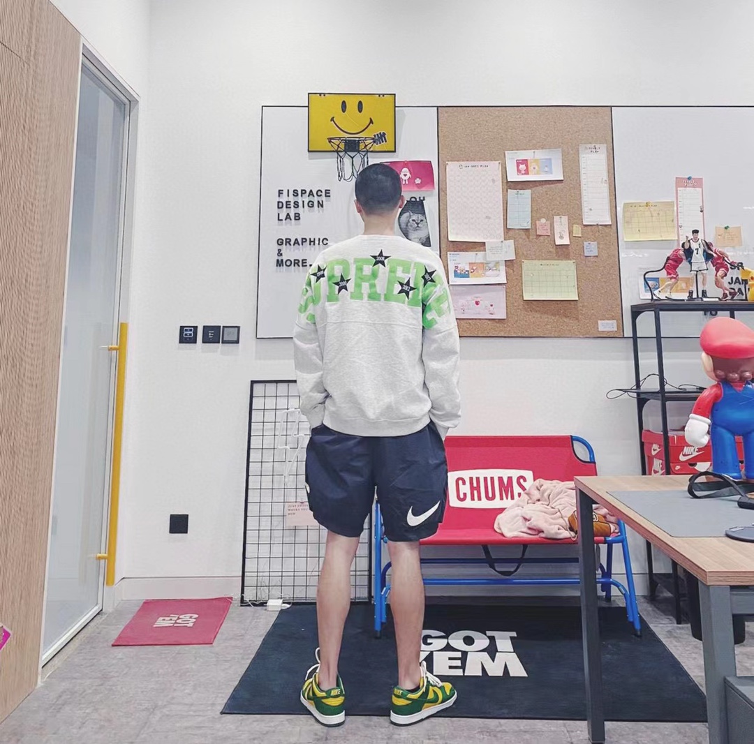 Stussy x Nike Beach Basketball Shorts: Comfortable, Functional, Limited Edition Collaboration - 图片 5