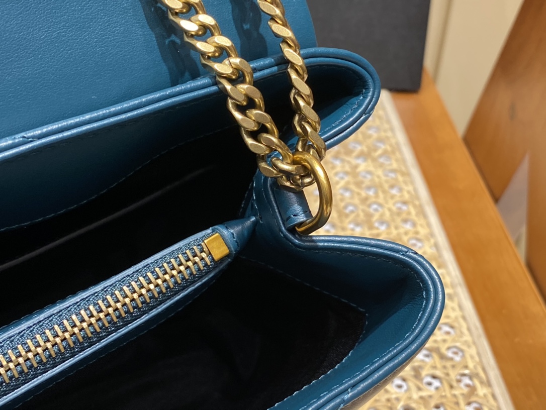 YSL LOULOU 23CM Y型绗缝链条包 494699海洋松石绿/金扣