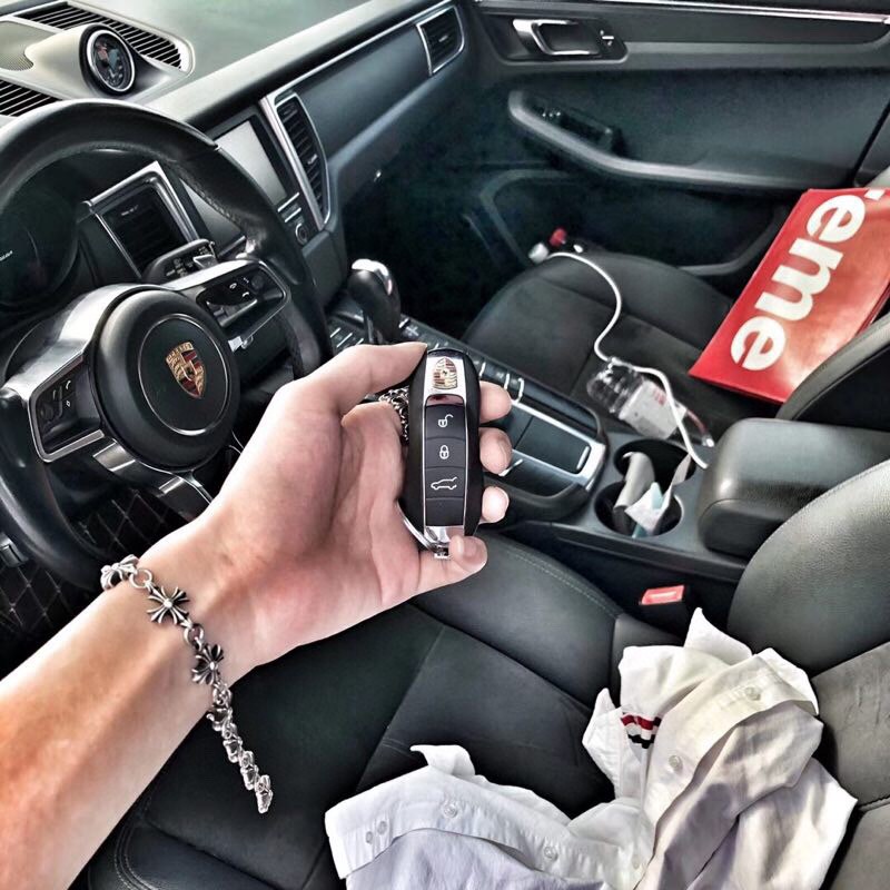 Chrome Hearts 𝐂𝐡𝐫𝐨𝐦𝐞 𝐡𝐞𝐚𝐫𝐭𝐬克罗心 九节十字架花手链