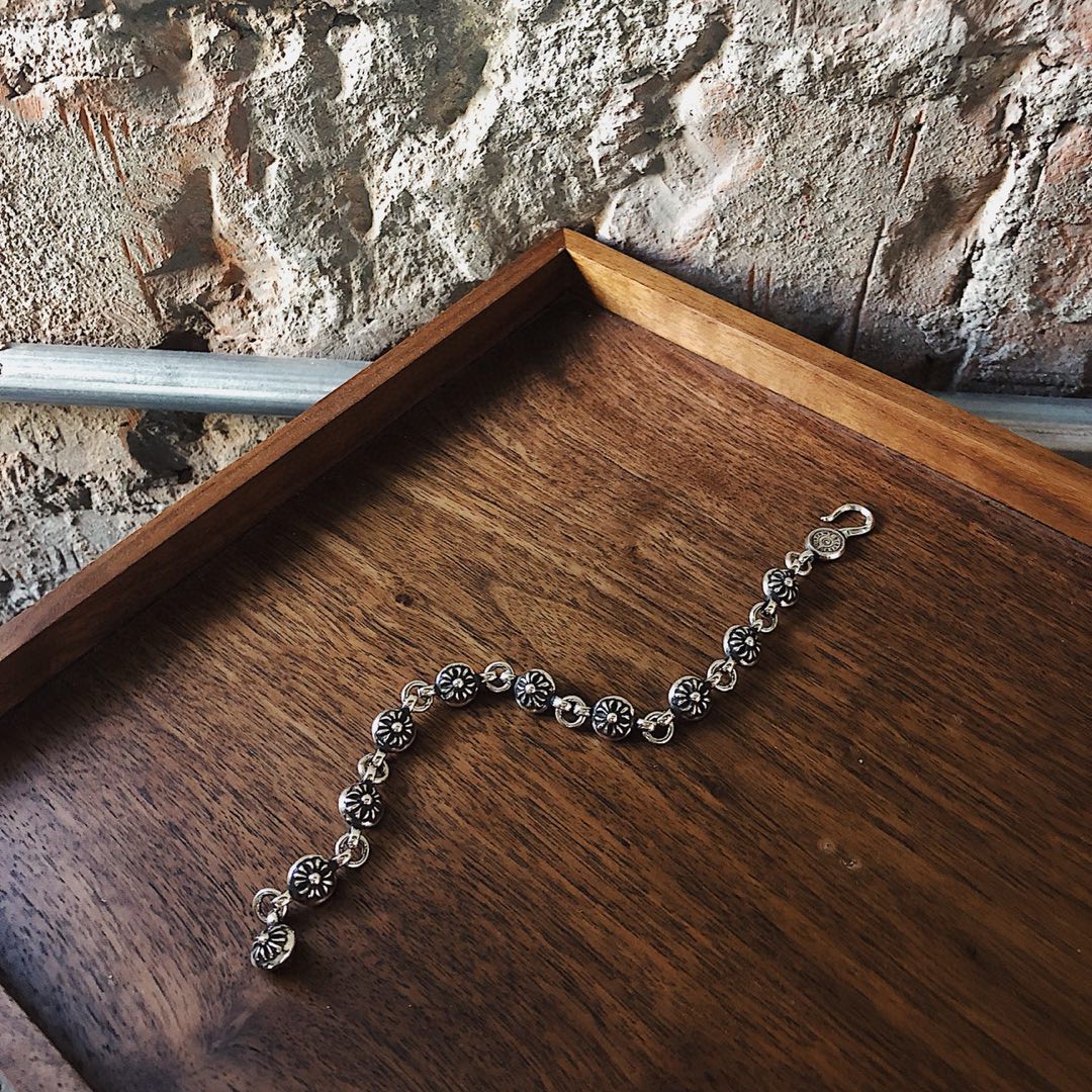 Chrome Hearts 𝐂𝐡𝐫𝐨𝐦𝐞 𝐡𝐞𝐚𝐫𝐭𝐬克罗心 十字花珠手链