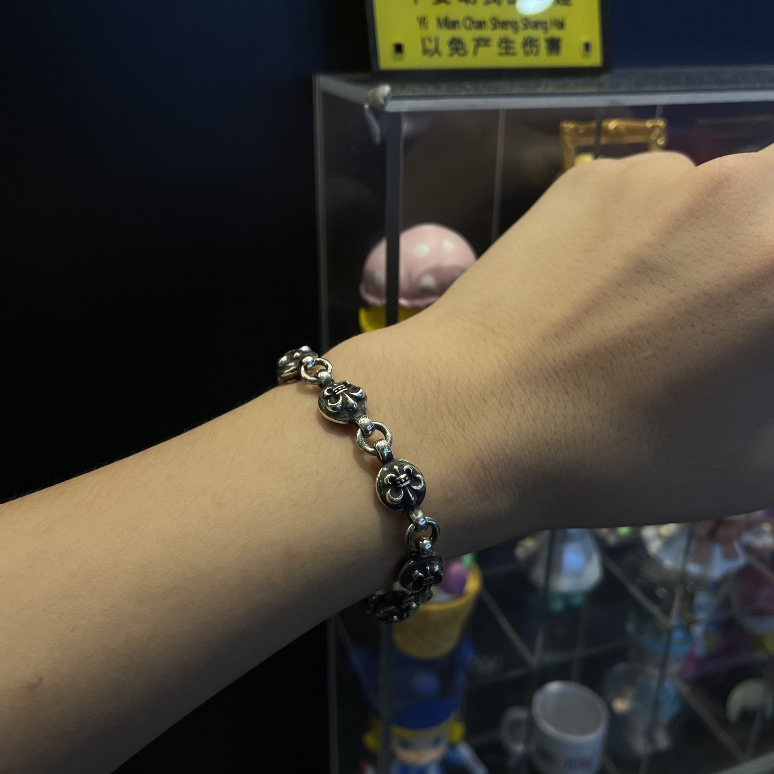 Chrome Hearts 𝐂𝐡𝐫𝐨𝐦𝐞 𝐡𝐞𝐚𝐫𝐭𝐬克罗心 童军花珠手链
